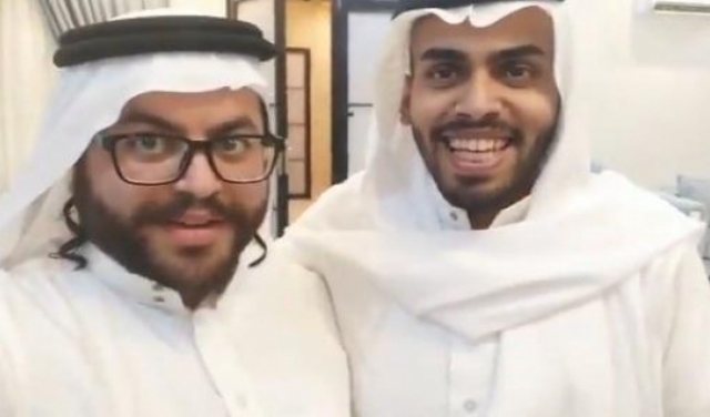 المطبّع المُتصهين سعود يستضيف إسرائيليين في منزله