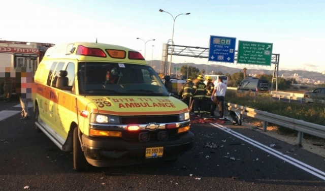 حيفا: 4 إصابات في حادث طرق