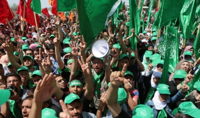  جامعة بير زيت: الإدارة تحظر مهرجانا بانطلاقة حماس