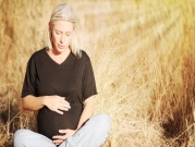 سمنة المرأة خلال الحمل تؤثر على صحة طفلها العقلية