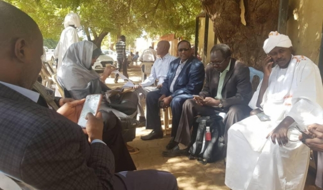 وقفة احتجاجية تنديدًا بقرار حل اتحاد الصحافيين السودانيين