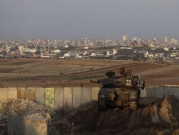 الاحتلال يعتقل فلسطينيا بعد استهدافه قباله غزة