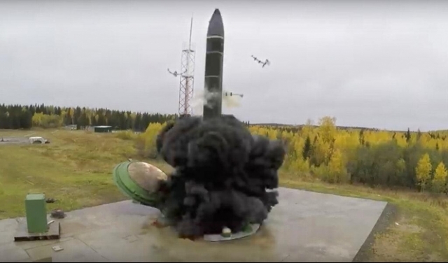 روسيا: صاروخ 