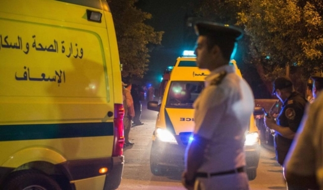 مصر: مصرع 28 شخصا بينهم سياح أجانب بحادثي طرق