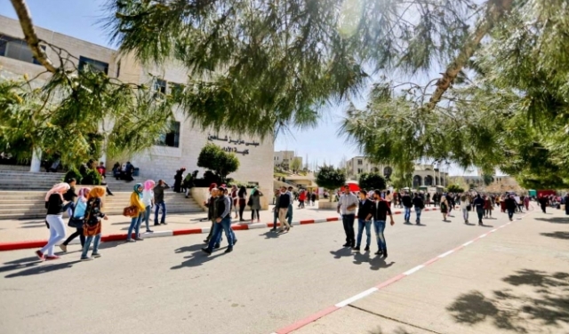 جامعة بيرزيت: مطالب نقابة الطلاب غريبة والحل فتح الأبواب 