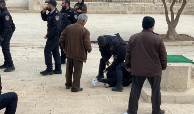 شرطة الاحتلال تعتقل 5 فلسطينيين في المسجد الأقصى