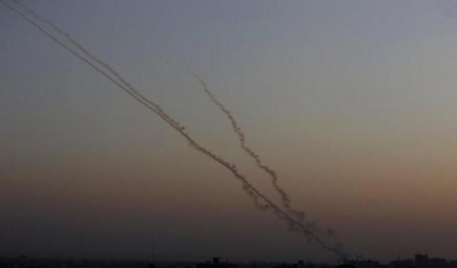 جيش الاحتلال: رصد إطلاق 4 قذائف صاروخية واعتراض اثنين