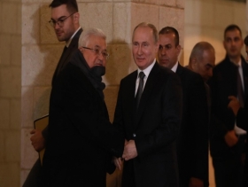 عباس يستقبل بوتين في بيت لحم