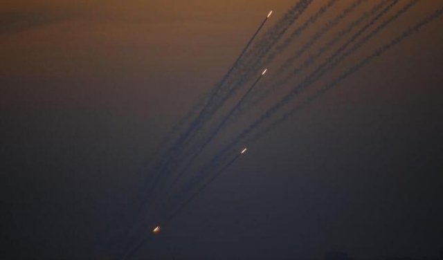 إطلاق قذيفة صاروخية من قطاع غزة