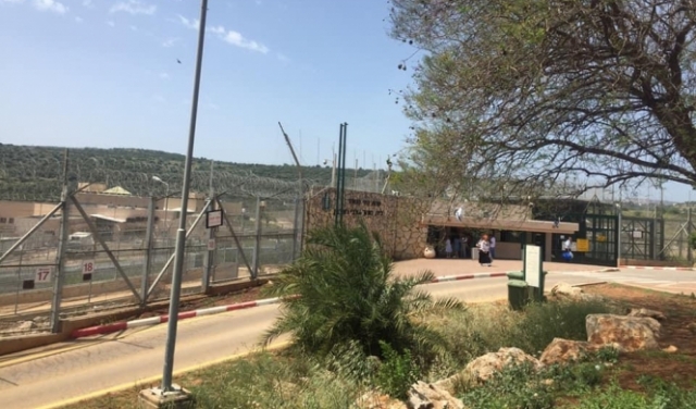 جسر الزرقاء: وفاة شاب معتقل في سجن إسرائيلي