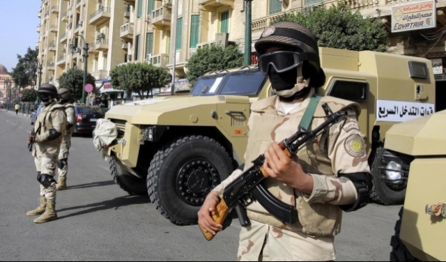 مقتل سبعة عسكريين في اشتباكات مع مسلحين شمال سيناء