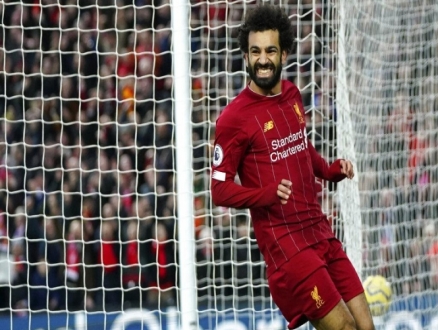 محمد صلاح ينال جائزة أفضل لاعب مع "الريدز"