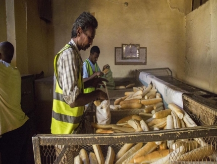 "لجان المقاومة" السودانيّة العين الساهرة على موارد بلادهم