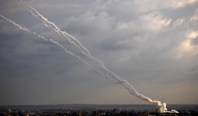 إطلاق قذيفة صاروخية من قطاع غزة