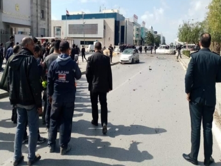 تونس: قتيلان و6 جرحى بتفجير انتحاري قرب السفارة الأميركية