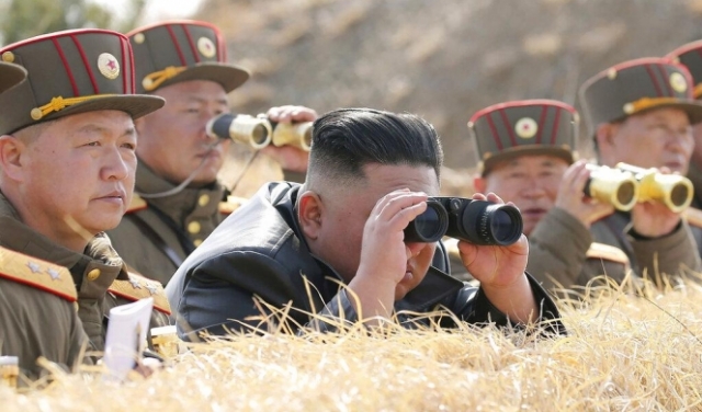 كوريا الشمالية تطلق صاروخين بالستيين في بحر اليابان 