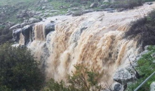 إيران: مصرع 12 شخصًا وفقدان أثر إثنين بسبب سيول وأمطار غزيرة