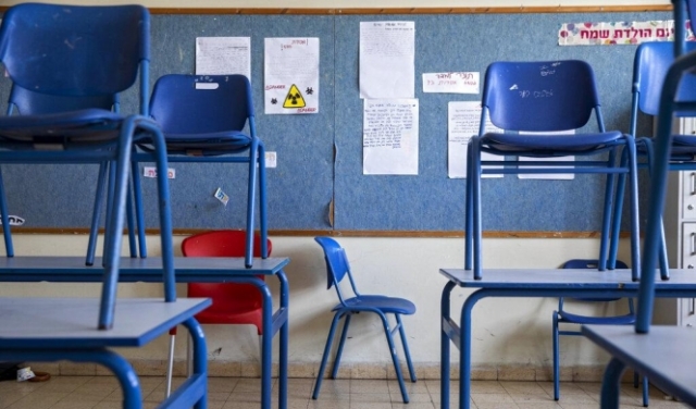 بعد الاتفاق مع المعلمين: إعادة منظومة التعليم عن بعد لكافة المدارس