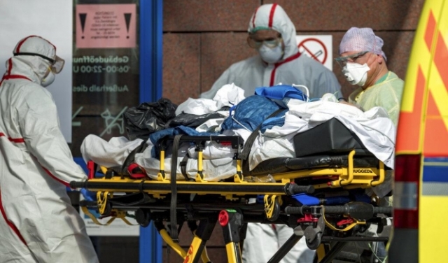 وفيات كورونا تتخطى الـ20 ألفا وانتقادات لمنظمة الصحة العالمية