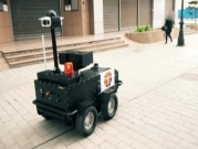 كورونا: الشرطة التونسية تستخدم روبوتًا لإعادة الناس لبيوتهم 