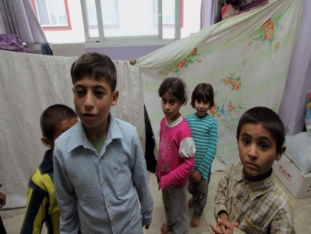 كورونا: الطلاب السوريون لا يملكون ترف التعلم عن بُعد