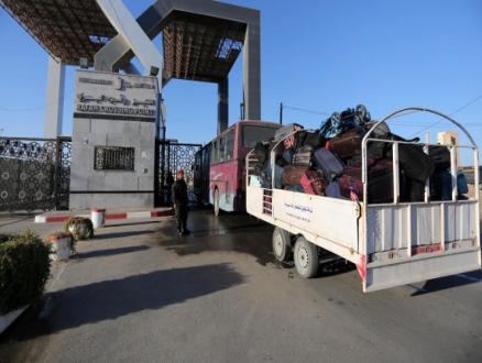 عودة فلسطينيين عالقين في مصر إلى قطاع غزة