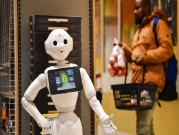 روبوتات بدل الإنسان في توصيل البضائع تجنبًا لكورونا