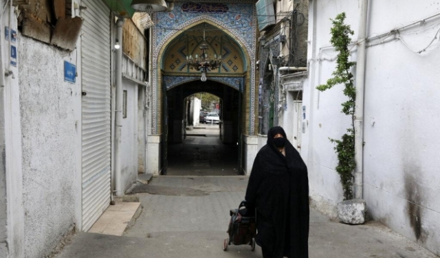 إيران: المحلات التجارية في طهران تعيد فتح أبوابها على حذر