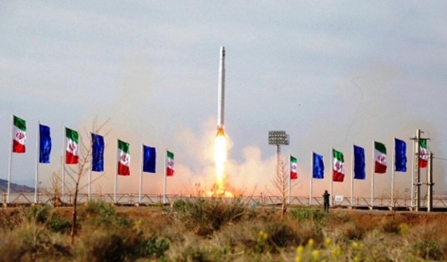 إيران تعلن إطلاق أولّ قمر صناعي عسكري... واشنطن: 