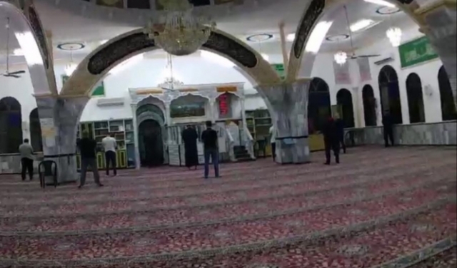 الشرطة تقتحم مسجدا في نحف وتغرّم مصلين