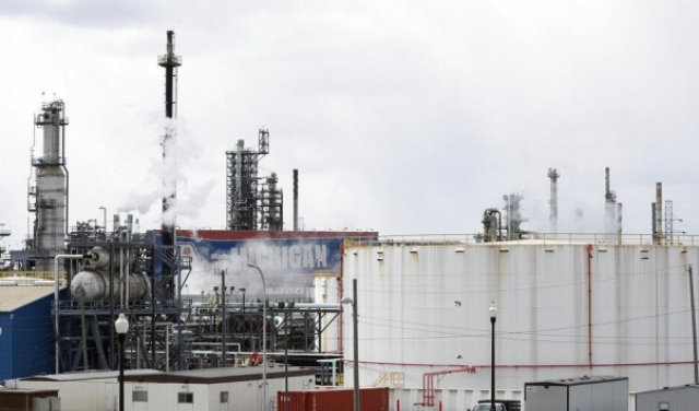 كورونا: لماذا يوجد نقص في عدد مواقع تخزين النفط الخام؟