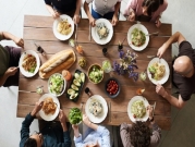 رغم كورونا: كيف نجتمع على مائدة الإفطار في رمضان؟