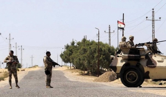 الجيش المصري: مقتل مسلحين بتبادل إطلاق النار في سيناء  