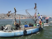 قافلة القوارب الاحتجاجية تغلق ميناء حيفا