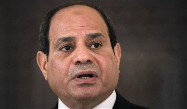 غضب مصري جراء ضريبة معاشات الموظفين 