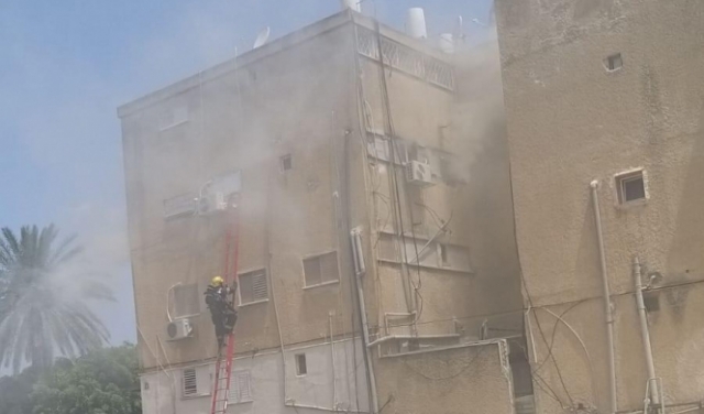 حريق داخل منزل في عكا