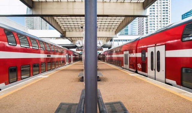 نتنياهو يلغي إعادة تسيير القطارات الإثنين