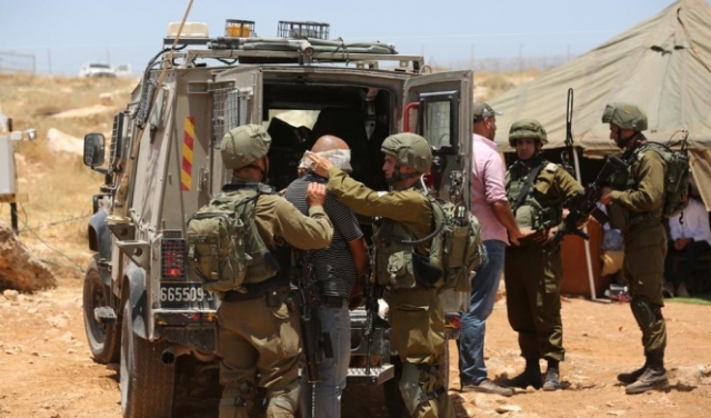 الاحتلال يقتحم رام الله: الأمن الفلسطيني يتلف وثائق سرية