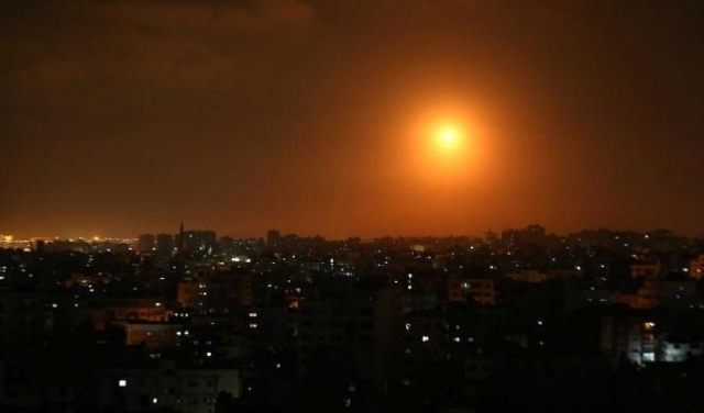 جيش الاحتلال يقصف مواقع للمقاومة بغزة