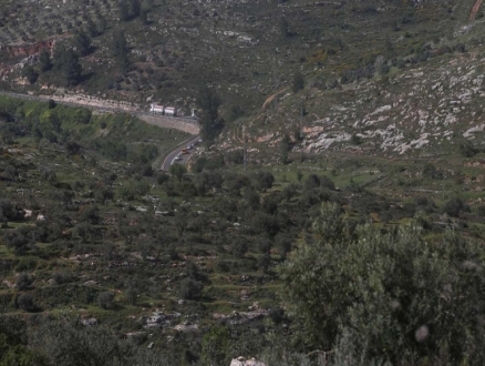 الطريق الاستيطاني "التفافي حوارة" يحاصر نابلس بالمستوطنات