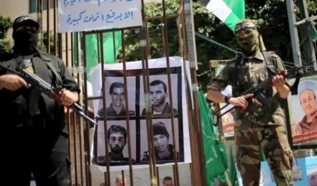 تقرير: إسرائيل قدمت عرضا جديدا لتبادل الأسرى مع حماس