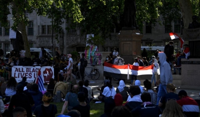 بريطانيا: احتجاجات ضد بيع لندن أسلحةً للتحالُف باليمن