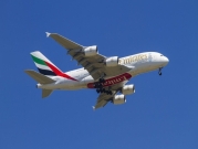 "طيران الإمارات" تعرض على موظفيها "إجازة بدون أجر" 