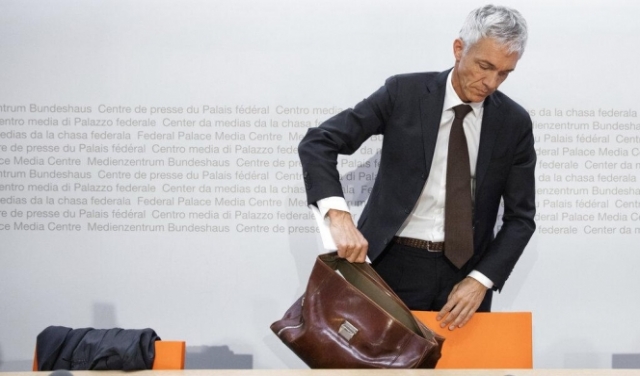 فضائح فيفا: استقالة المدعي العام السويسري
