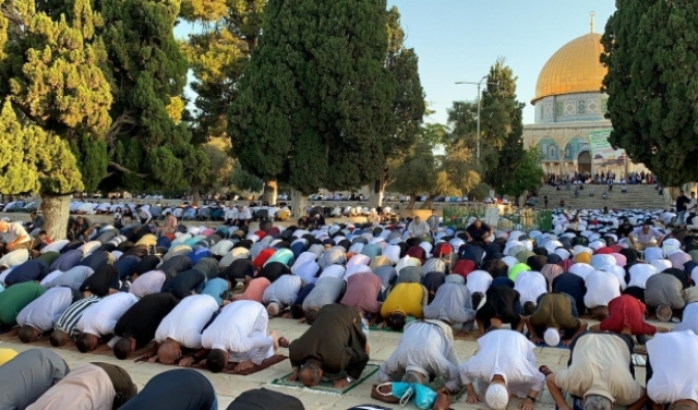 مشاركة واسعة في صلاة العيد بالمسجد الأقصى رغم كورونا