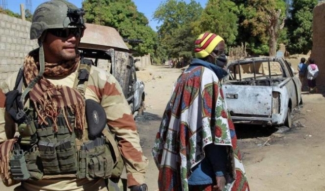 مقتل 8 بينهم 6 سياح فرنسيين برصاص مسلحين في النيجر