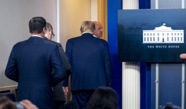 إطلاق نار قبالة البيت الأبيض وترامب يقطع مؤتمره الصحافي