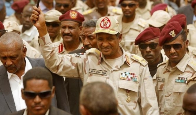 تقرير: رئيس الموساد التقى السوداني حمديتي في الإمارات