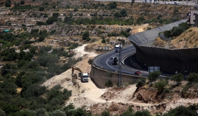 مناقصات إسرائيلية لربط مستوطنات الضفة بمشروع الغاز