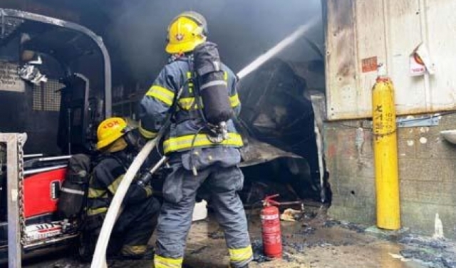 اندلاع حريق في مصنع يحوي موادّ خطيرة جنوبيّ البلاد
